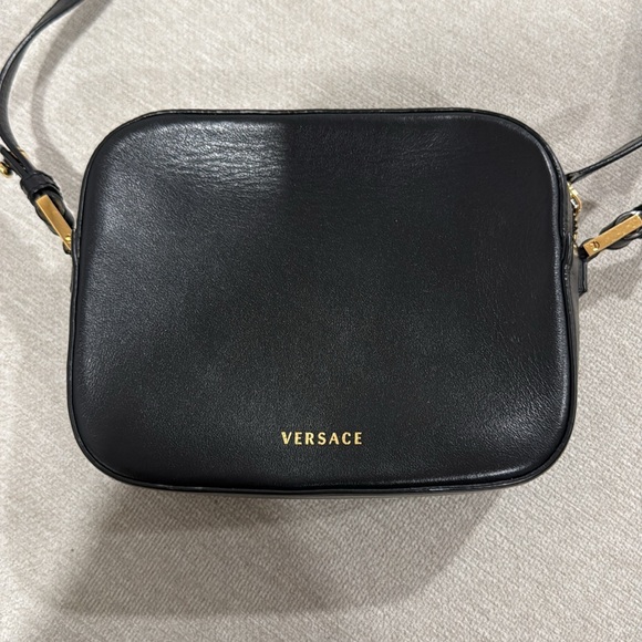 Versace Virtus Camera Bag - Picture 11 of 12